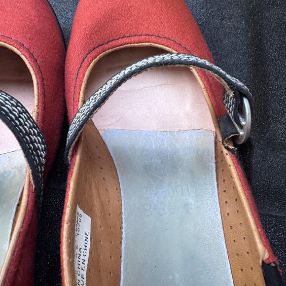 Meditation Mary Jane Shoes Womens Size 8.5 Red Strap Comfort Flats 0907CS09 - Picture 7 of 12